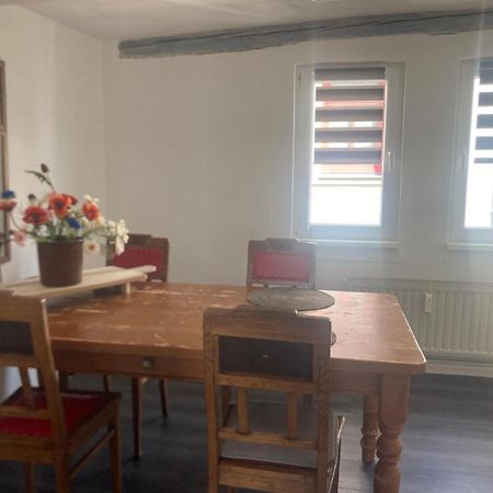 Charmante Ferienwohnung Im Gaesschen Rudolstadt Esterno foto